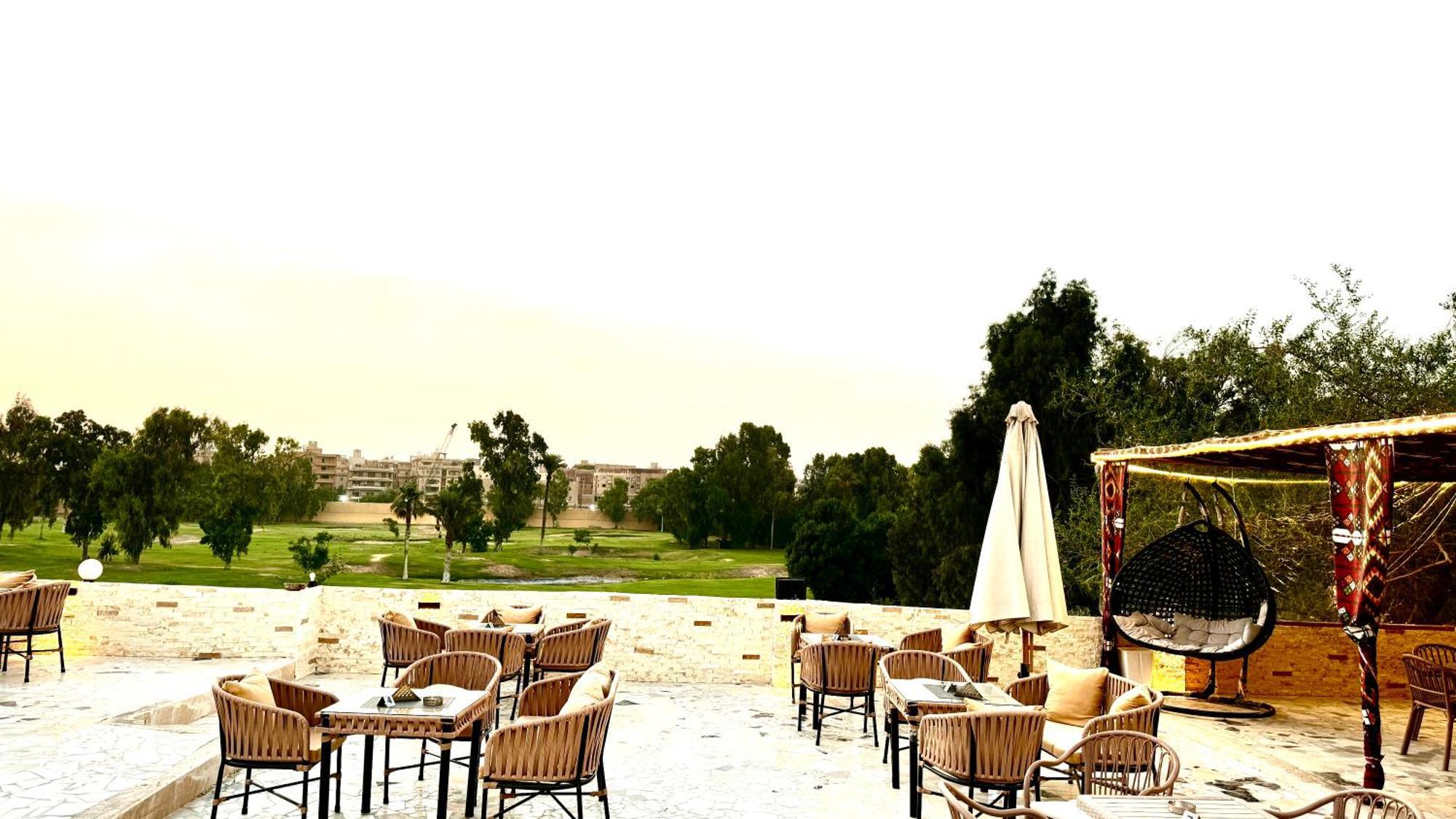 Готель Golf Pyramids View Kafrat al Jabal Екстер'єр фото