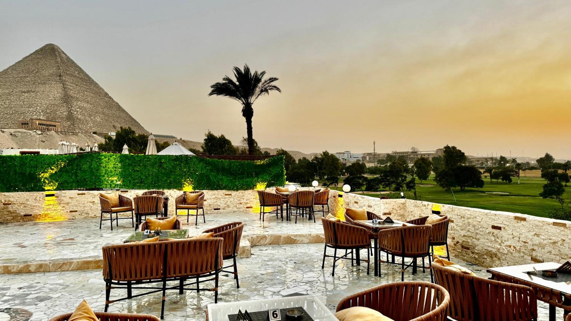 Готель Golf Pyramids View Kafrat al Jabal Екстер'єр фото
