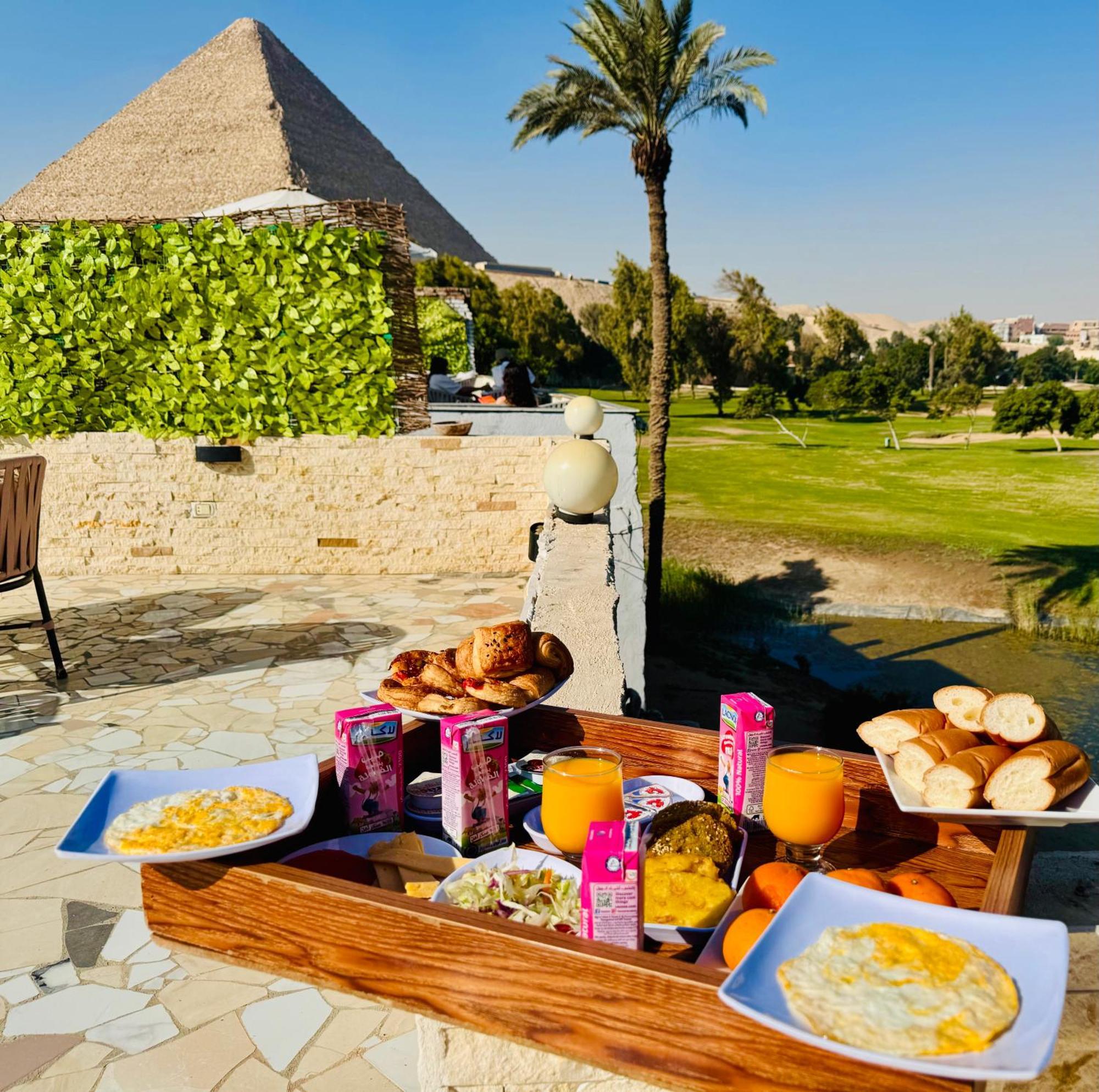 Готель Golf Pyramids View Kafrat al Jabal Екстер'єр фото